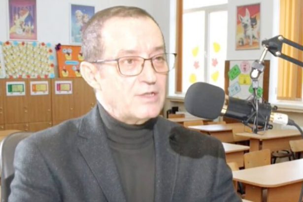 Adrian Voica Suntem impinsi in tacere spre epuizare