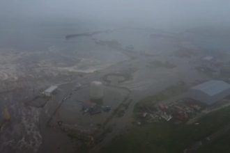 Alerte tsunami in 13 tari dupa cutremurul de 88