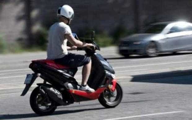 Arges A condus un moped neinmatriculat fara drept