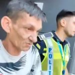 Barbat beat fura ambulanta oprit de politie cu focuri