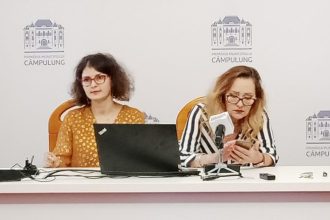 Bosi din Primaria Campulung castiga mai mult decat Lasconi