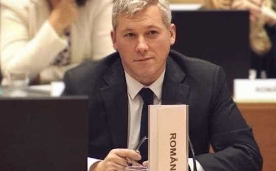 Catalin Predoiu Am auzit ca sunt perceput ca greu de abordat