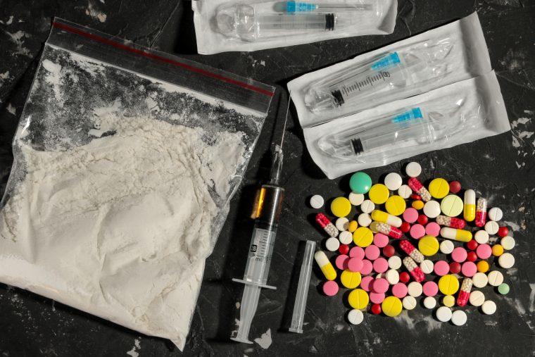 Crestere alarmanta a adolescentilor internati pentru supradoze