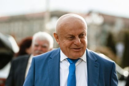Directorul Romsilva care a incasat 100000 euro a dat in judecata regia