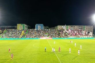 FC Arges Rapid Spectacol in tribuna la Mioveni