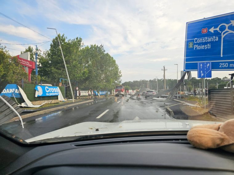 Furtuna devastatoare in Capitala si 60 de localitati