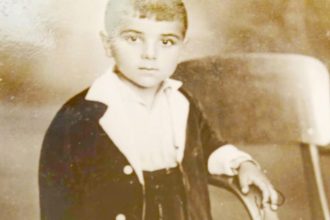 Gheorghe Tomozei Portretul artistului in tinerete