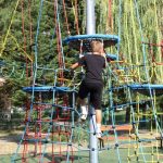 Loc de joaca din Pitesti renovat in cinci saptamani