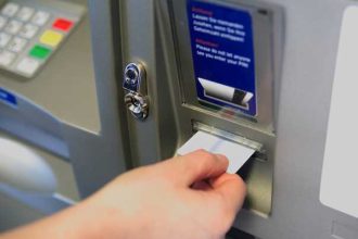 O mare banca paraseste Romania