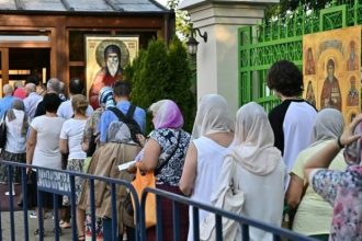 Pelerinaj la racla Sf Ioan Gura de Aur in weekend