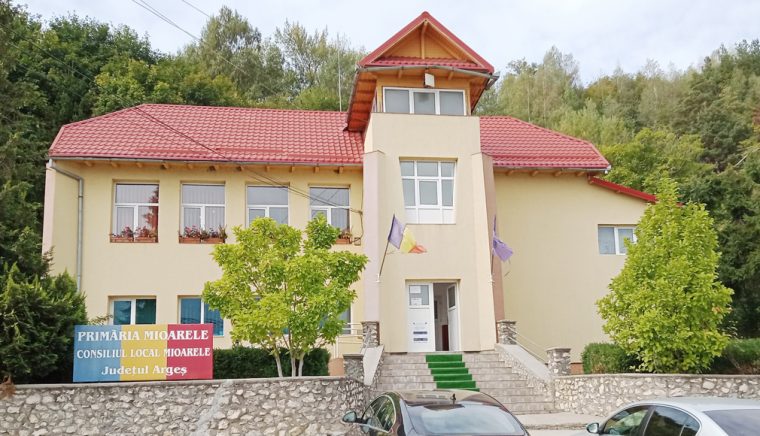 Primaria Mioarele opereaza in regim de avarie