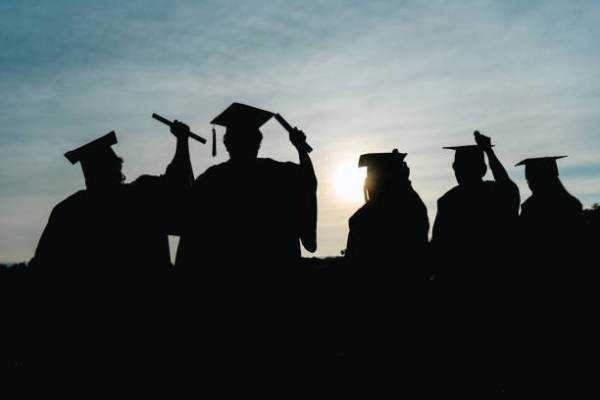 Romania pe primul loc in UE la abandonul universitar