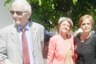 Scene din vita culturala pitestana