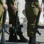 Tinerii romani ar putea face armata voluntar 4 luni