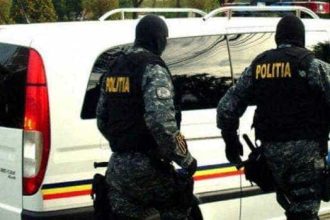 Arges Trei retinuti pentru infractiuni de frauda