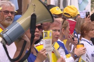 Cadrele didactice protesteaza a cincea zi la Ministerul Educaiei