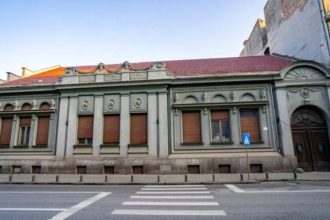 Casa de protocol din Arad a lui Ceausescu licitatie