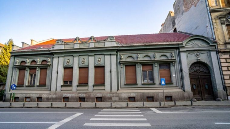 Casa de protocol din Arad a lui Ceausescu licitatie