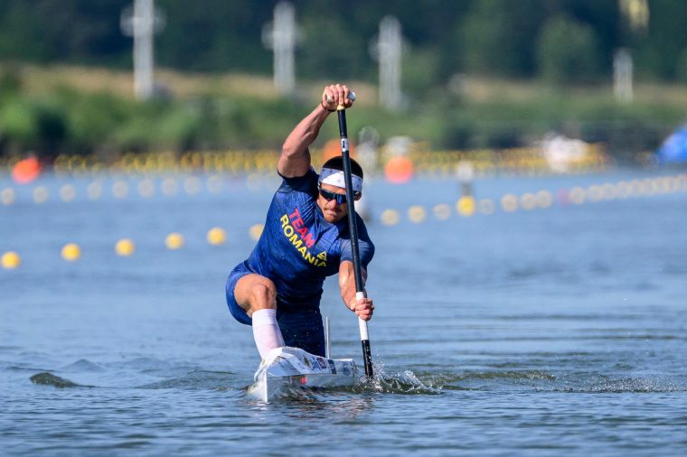 Catalin Chirila s a calificat in semifinale la canoe