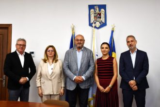 Consulul general al Romaniei la Barcelona in Arges