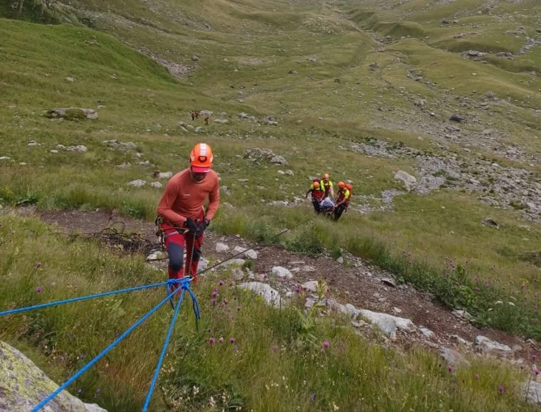 Copil de 13 ani in hipotermie salvat de salvamontisti