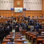 Financial Times Romania risca un colaps prin austeritate