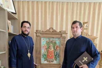 Hramul icoanei Sporirea Mintii la Paraclisul din Pitesti