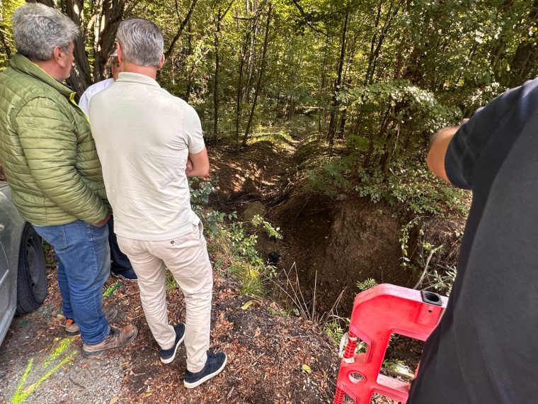 Incep reabilitarea canalizarii pluviale Schitul Trivale