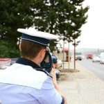 Piteslean prins gonind cu 163 km h in oras