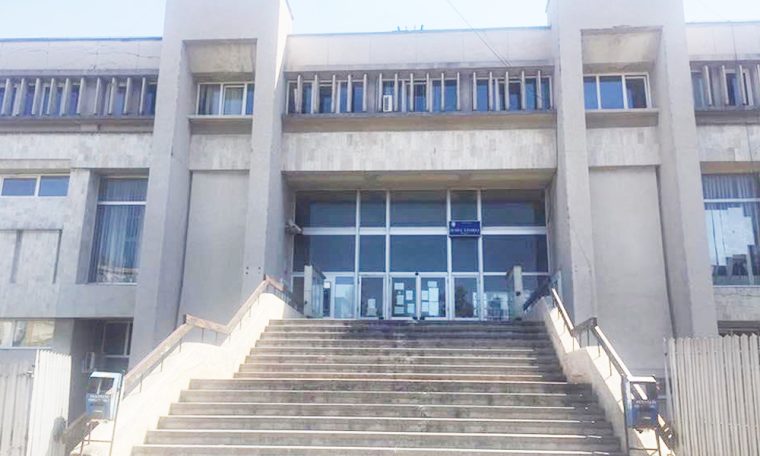 Pitesti Centrul de incasare taxe de pe Bulevardul Eroilor se redeschide