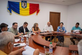 Primarii si parlamentarii front comun la CJ Arges Proiectele prioritare