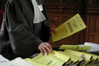 Procurorii de la Tribunalul Bucuresti si au suspendat activitatea