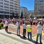 Protest in centrul Pitestiului de la sindicalistii din Educatie