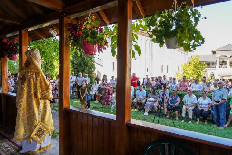 Sfantal Pafnutie Parvu Zugravul la Manastirea Aninoasa