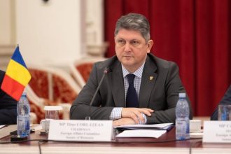 Sotia lui Titus Corlatean actions eaza in judecata scoala