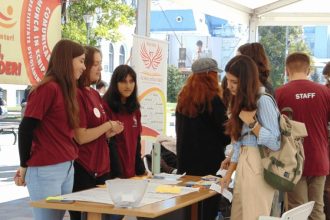 Targul national de ONG uri PITASO are loc la Pitesti