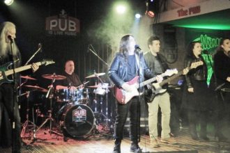 Trupa pitestana Taylor concert aniversar la Teatrul Gheorghe Zamfir