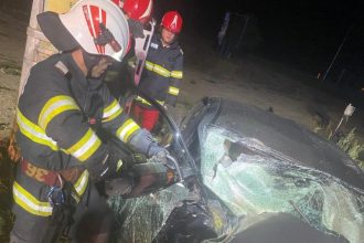 Accident in Arges Bascov Barbat extras din masina