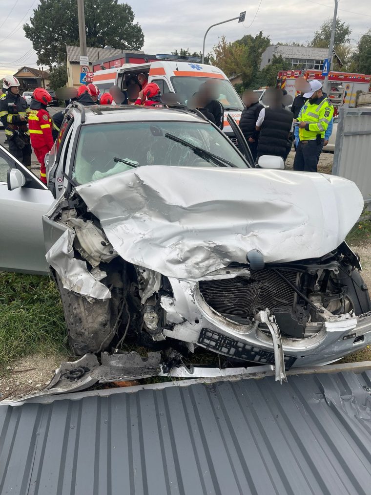 Accident la Pitesti trei raniti inclusiv un copil