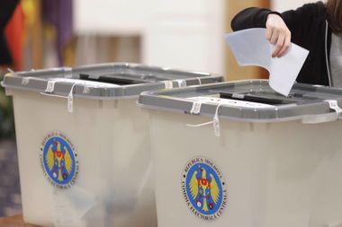 Alegeri in R Moldova Pragul de prezenta la vot depasit