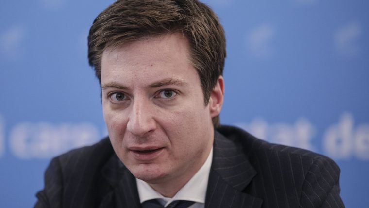 Andrei Caramitru dosar penal pentru postarile sale online