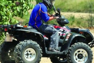 Arges Conducea baut un ATV neinmatriculat fara permis