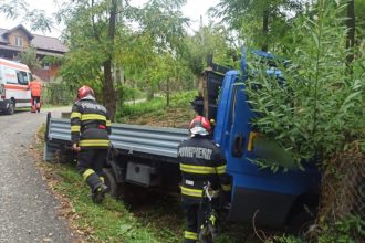 Arges Masina rasturnata a intervenit ambulanta