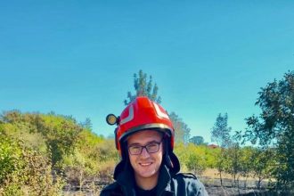 Arici salvat din incendiu de un tanar pompier