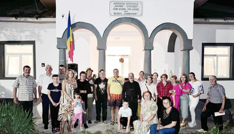 Asociatia Culturala Rovine a organizat Noaptea Muzeelor la Sate