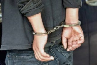 Campulung Tanar de 20 de ani retinut pentru furt de telefon