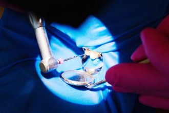 Clinica de medicina dentara Dr TEO Zambim impreuna Coroanele dentare