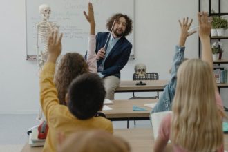 Consiliul Elevilor sustine boicotarea deschiderii anului scolar