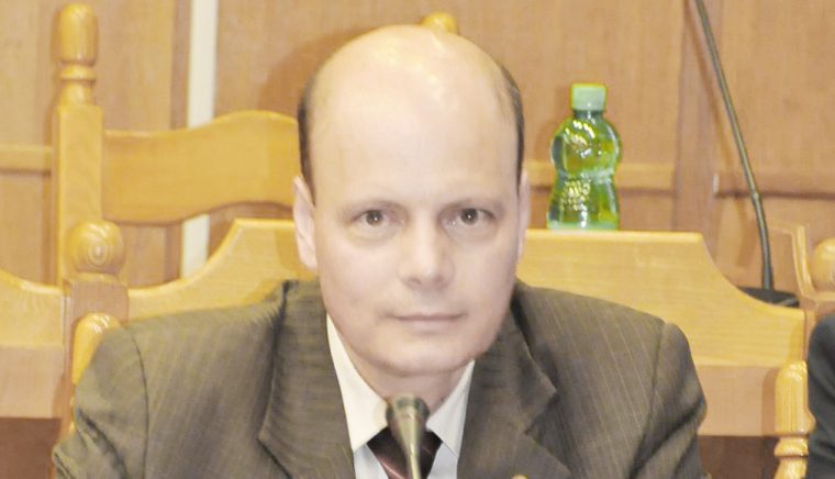 Directorul Armand Chiriloiu are constiinta inginerului Sever Pahontu