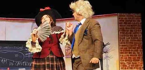 E de ras la teatrul din Pitesti duminica seara